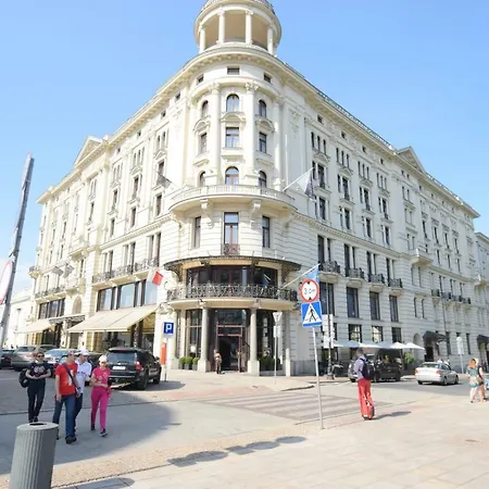 Elegant Panoramic شقة وارسو